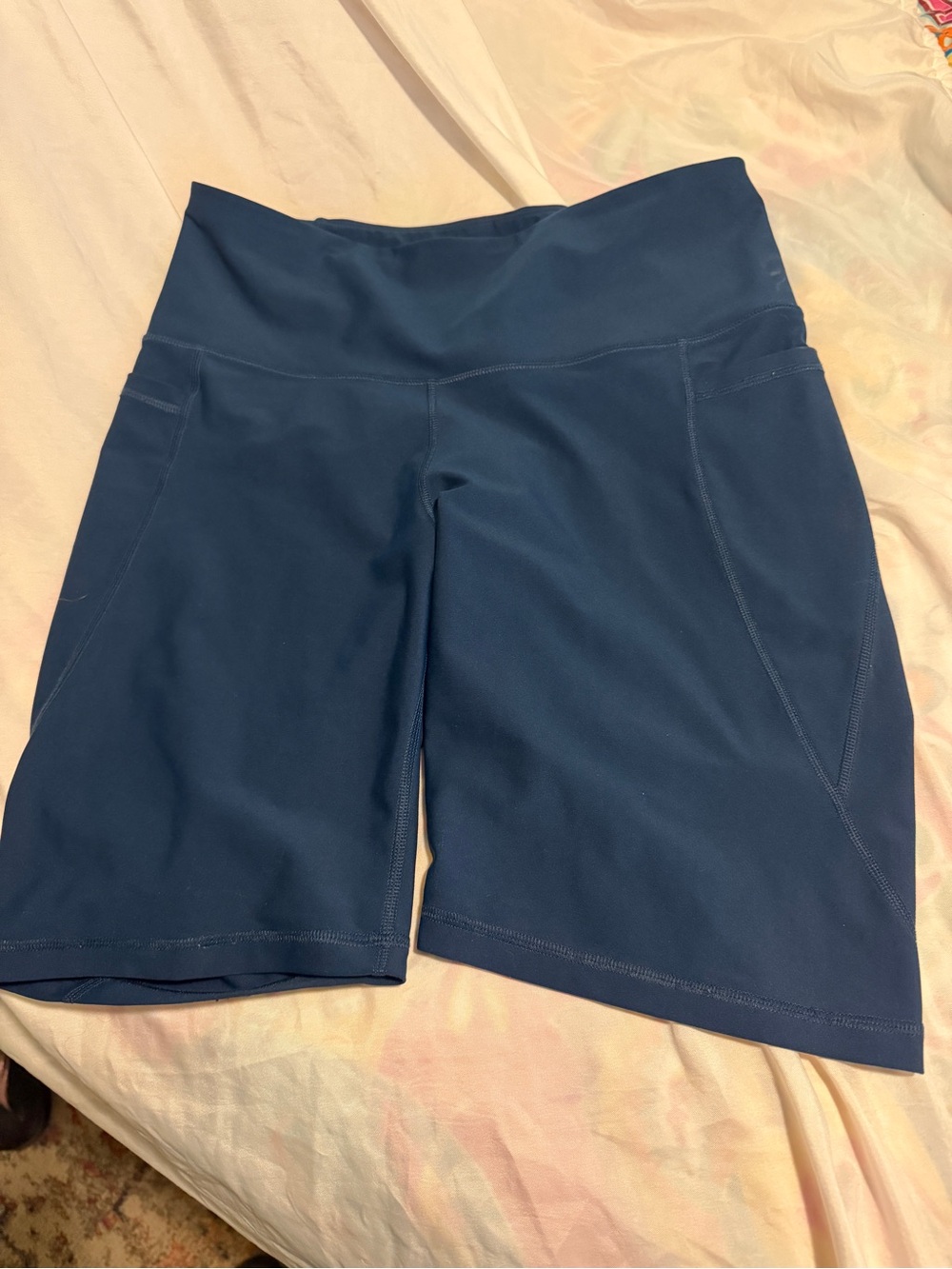 Old Navy Dark Navy High-Rise Bike Shorts with Side Pockets